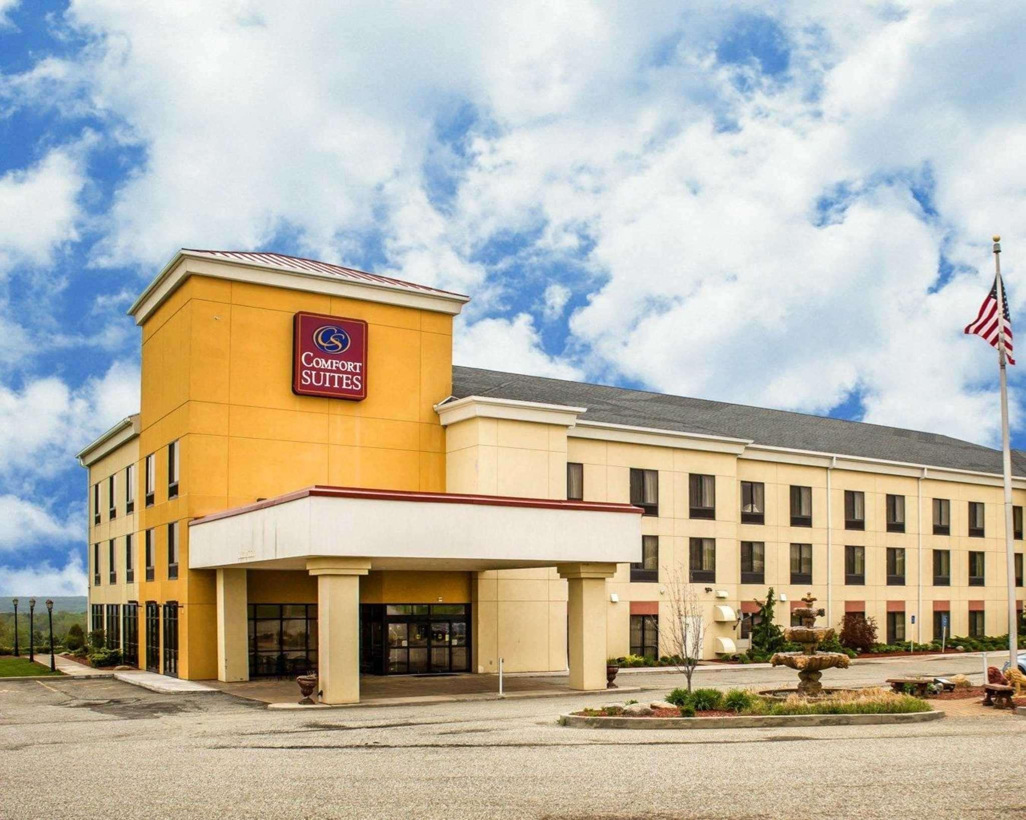 Comfort Suites Edinboro Eksteriør bilde